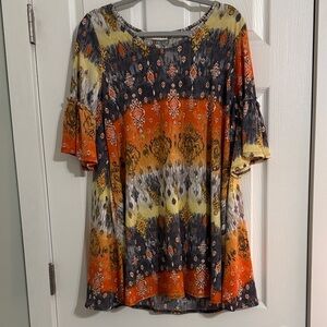 Relaxed Printed Tunic Top in Orange, Yellow & Gray